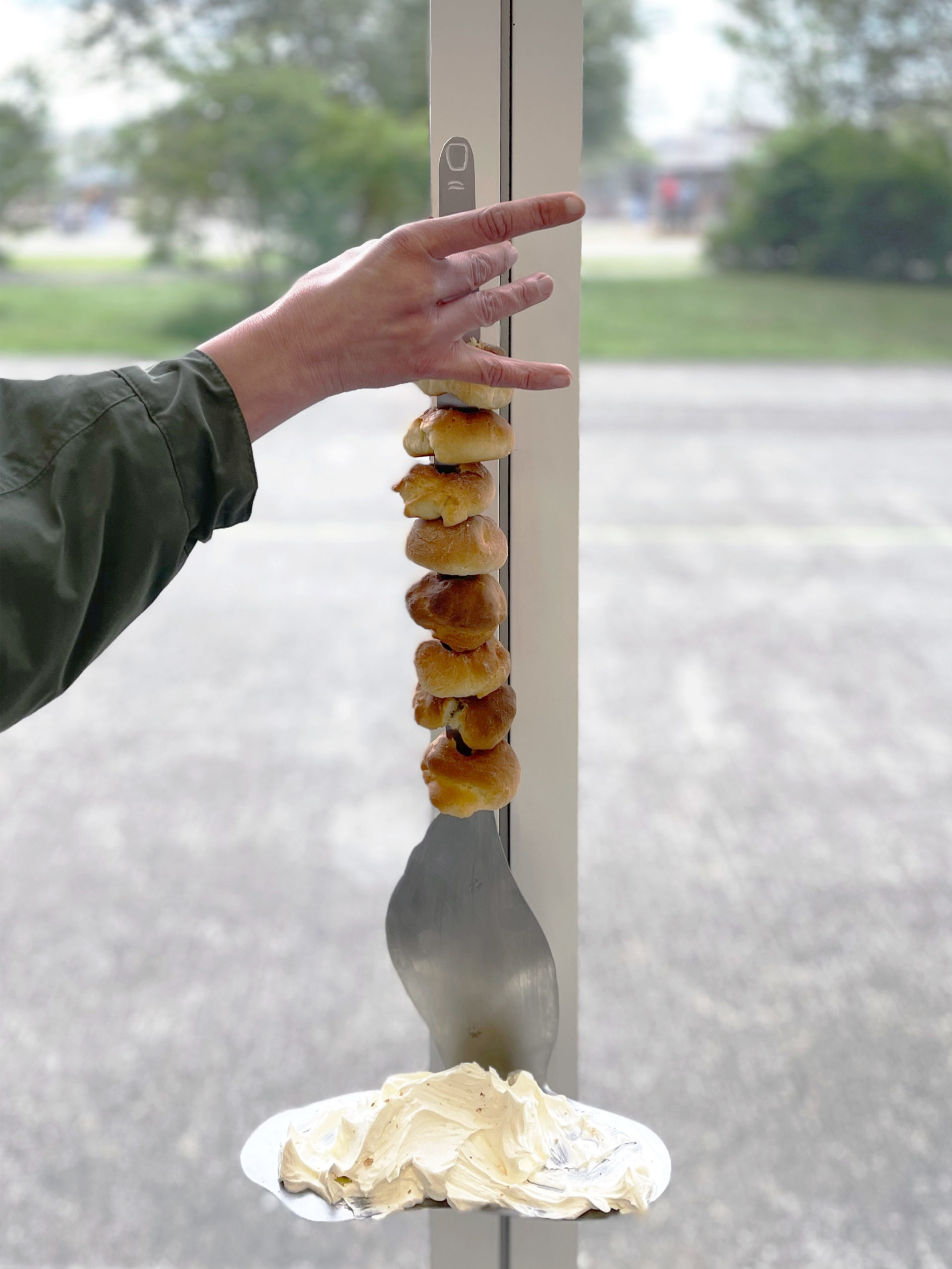 Juste un doigt, 2024